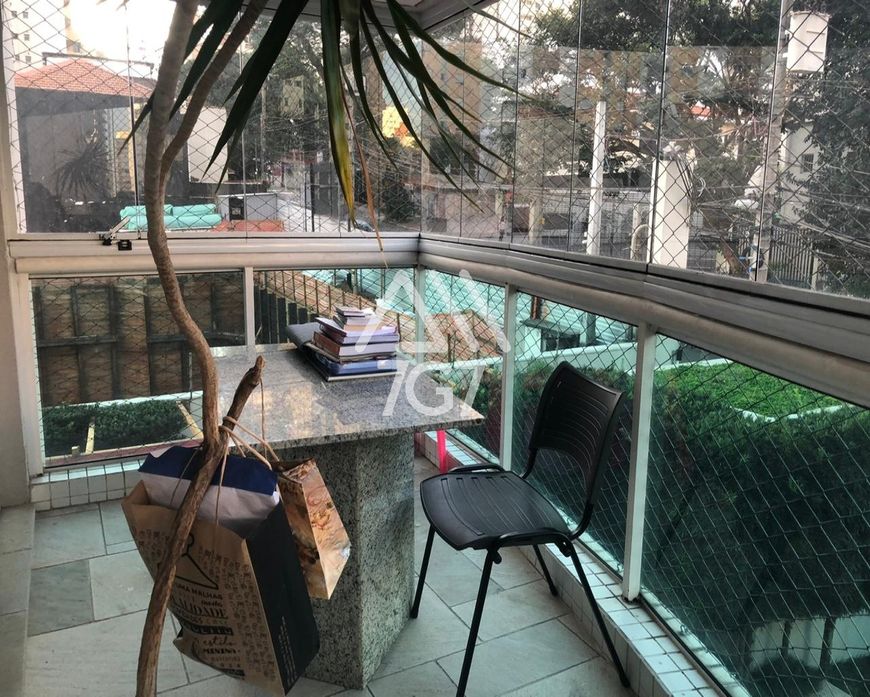 APARTAMENTO À VENDA EM PINHEIROS