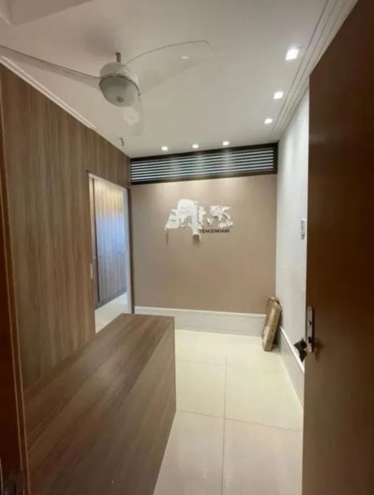 Hangar Empresarial, 34m², Sala Comercial, Armários