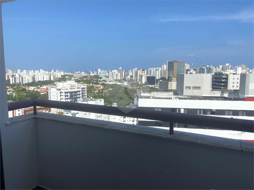 Apartamento com 3 quartos à venda em Itaigara - BA