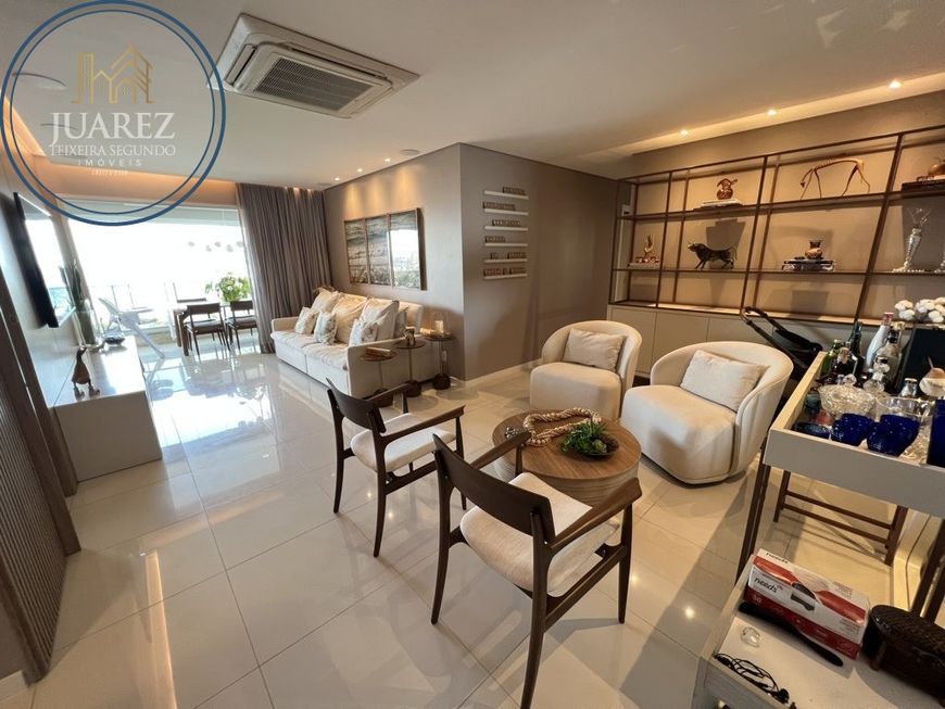 Apartamento Hemisphere 360 com 3/4 sendo 2 suítes com gabinete e vista mar finamente decorado e 3 va