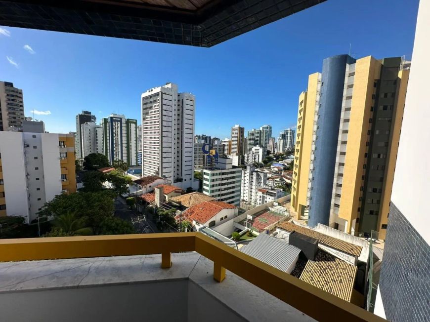 Imóvel para venda tem 100 metros quadrados com 4 quartos em Caminho das Árvores - Salvador - BA