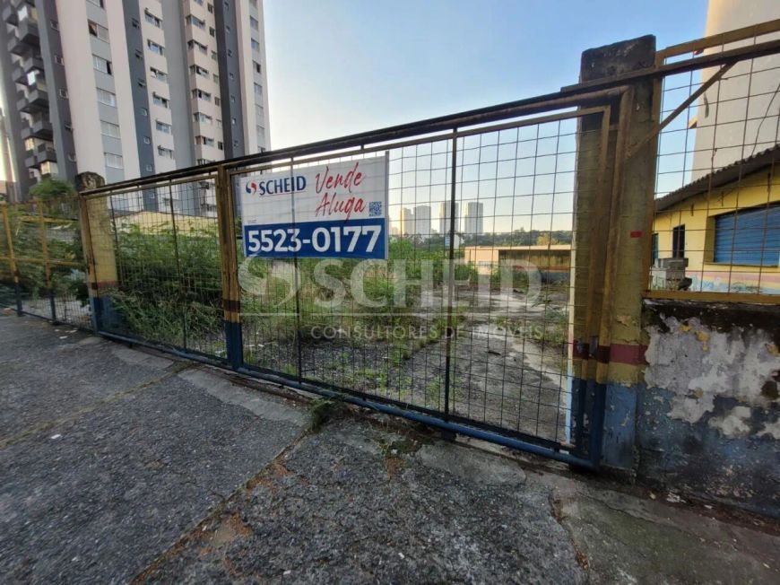 Terreno com 550m2 com 25 metros de frente em ótima localização no Jardim Marajoara