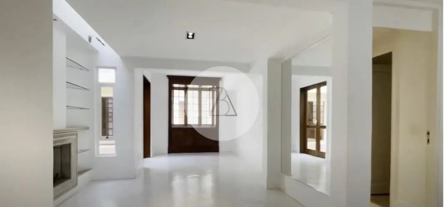 Casa de Vila Renovada 300m² 4 Dormitórios 2 Suítes no Jardim Paulistano
