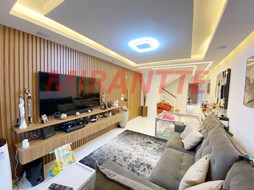 Sobrado de 200m² com 3 quartos em Vila Baruel
