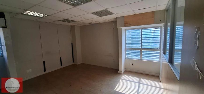 Sala Comercial para Venda em Salvador, Caminho das Árvores, 2 banheiros, 2 vagas