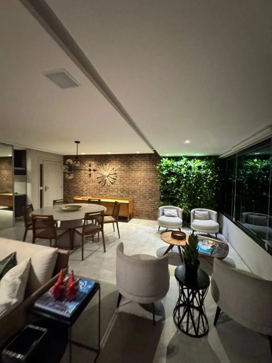 APARTAMENTO MOBILIADO ALTO LUXO NO PARQUE TROPICAL