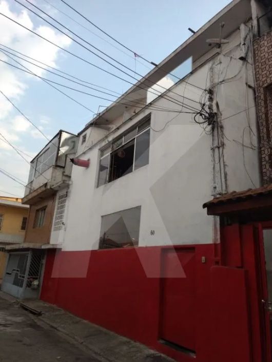 Prédio comercial na Av. Jardim Japão no bairro Jardim Brasil