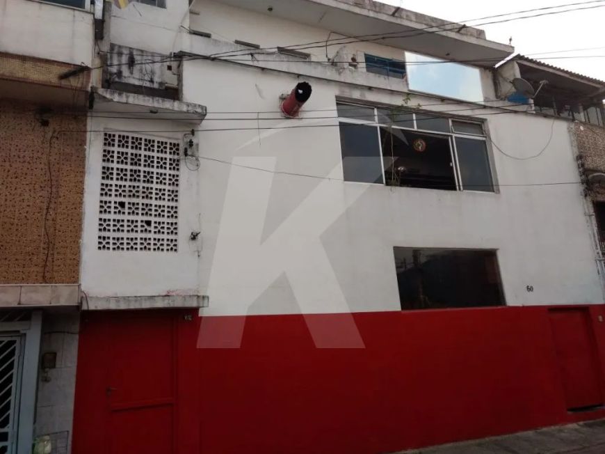 Prédio comercial na Av. Jardim Japão no bairro Jardim Brasil