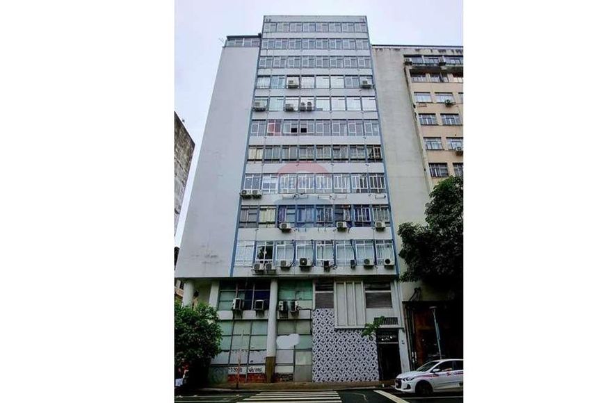 EXCELENTE PONTO COMÉRCIAL COM 700 M² NO BAIRRO DO COMÉRCIO!