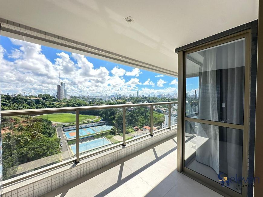 Apartamento para venda tem 60 metros quadrados com 2 quartos em Ondina - Salvador - BA