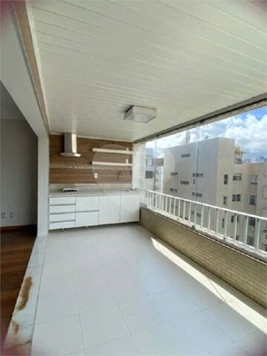 Apartamento com 4 quartos à venda em Ondina - BA