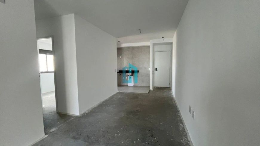 Apartamento em Moema com 2 suítes