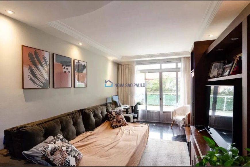 Sobrado com 140 m² sendo 2 dorms com A/E sala cozinha com A/E 3 banheiros lavanderia 2 vagas garagem