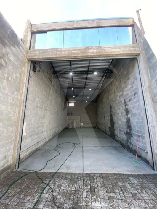 Galpão de 200m2 no Imirim para Venda