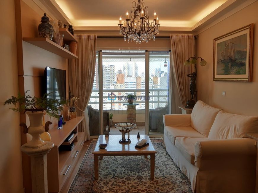 Cobertura de 155m², 2 dormitórios, 1 suíte sr e sra, 3 vagas.