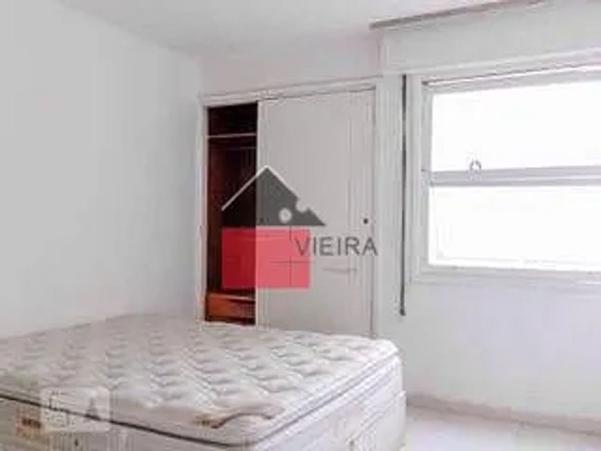 Um ótimo apartamento para venda, próximo do Parque da Aclimação, 2 dormitórios, 2 wc, 1 vaga de gar