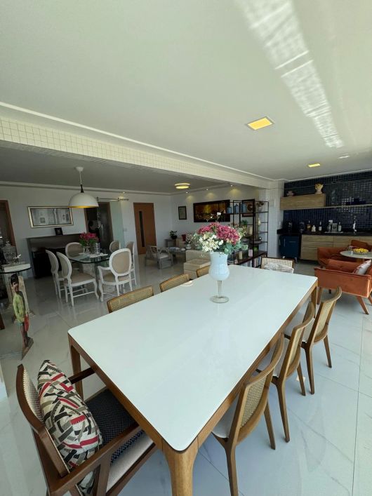 Apartamento de Luxo no Hemisphere 360º Pituaçu – 4 Quartos, Vista Mar e Condomínio Clube