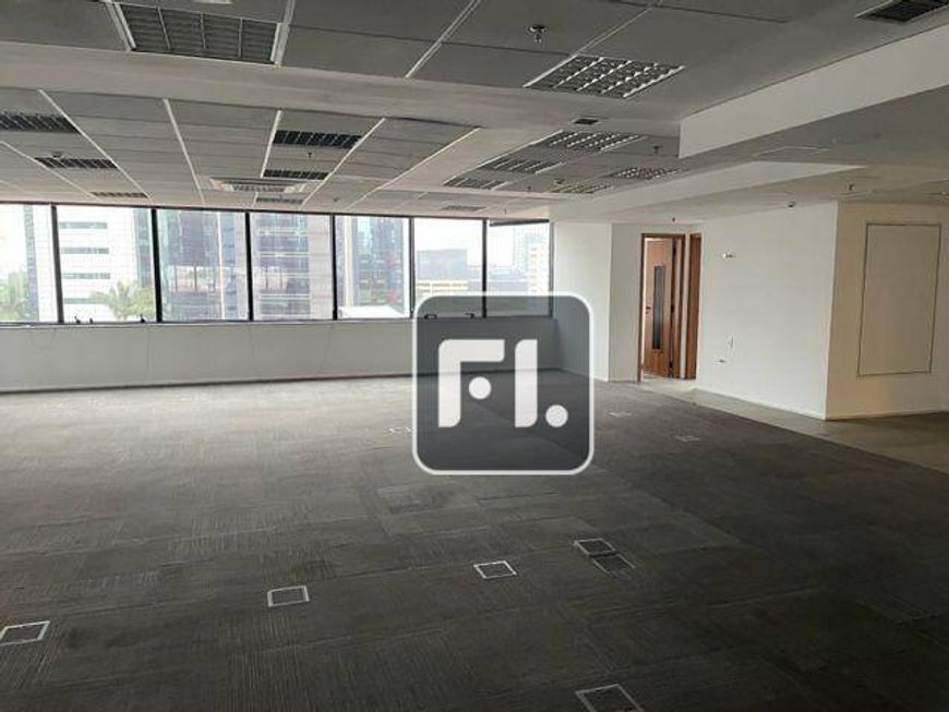 Conjunto para alugar, 184 m² por R$ 31.302,00/mês - Itaim Bibi - São Paulo/SP