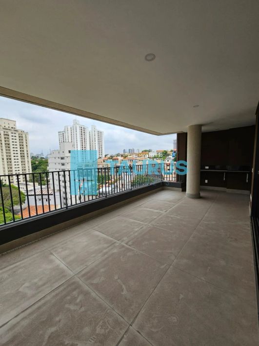 Apartamento à venda, 3 suítes, 2 vagas, 195m², Perdizes.