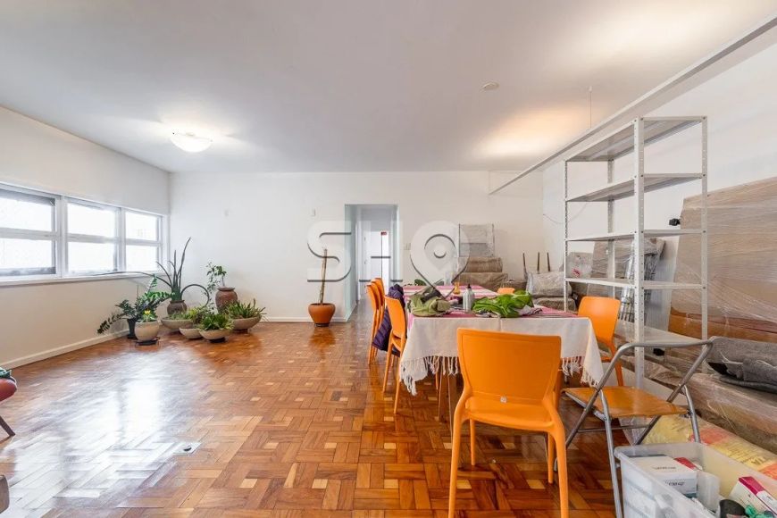 Apartamento a venda na região de Higienópolis