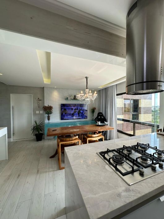 VENDA DE APARTAMENTO DE LUXO EM PATAMARES - 4 SUÍTES, VISTA MAR, 225M² - CONDOMÍNIO GREENVILLE LUMNO