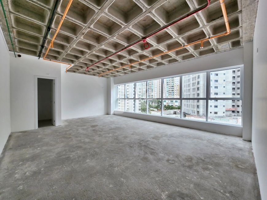 Quartier 550 - Sala comercial para locação na Gleba Palhano de Londrina-PR, à Rua Maria Lúcia da Paz