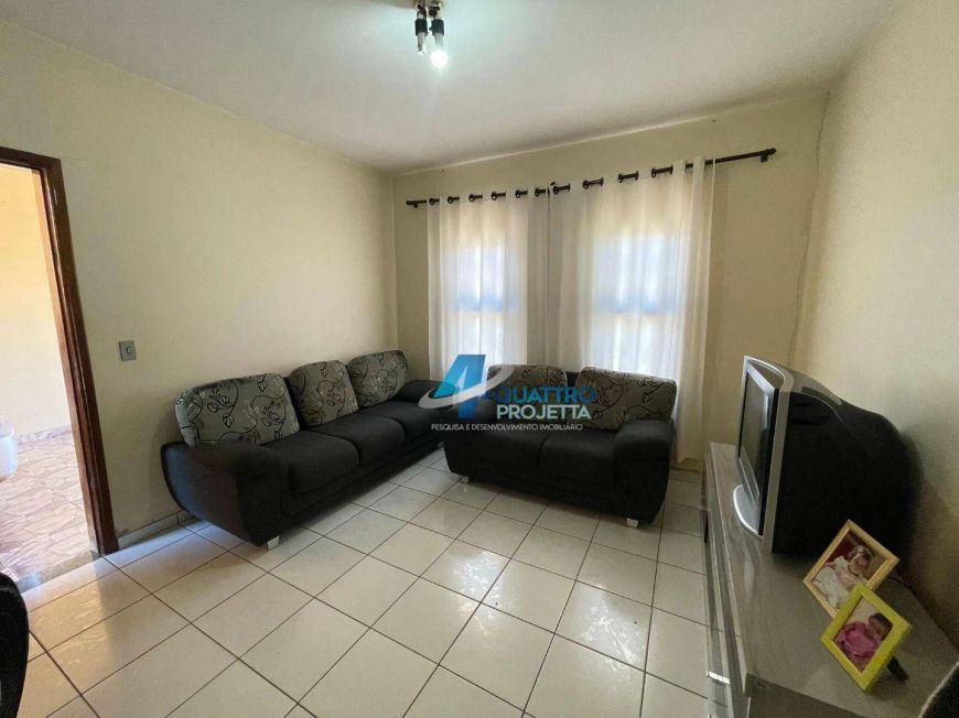 Casa à venda com 5 quartos em Londrina, com 360 m² de terreno - Jardim Vale Verde