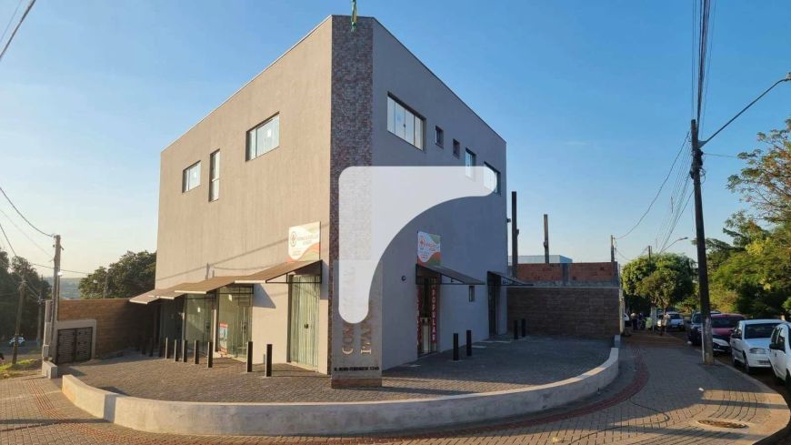 Excelente sala para locação, com 30m² + 1 wc.