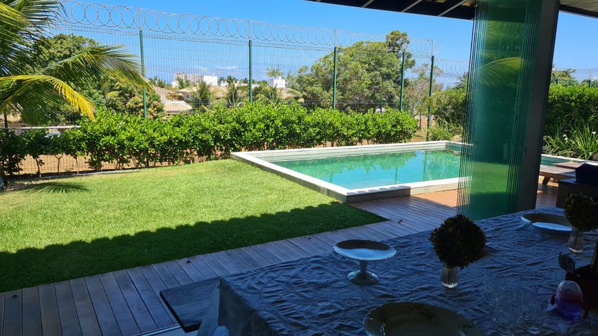 Casa de condomínio Golf Residence 4 rodas 3 quartos 2 suítes Piscina