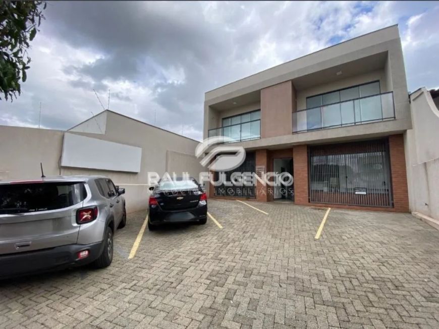 Sala Comercial em excelente Localização na Gleba Palhano