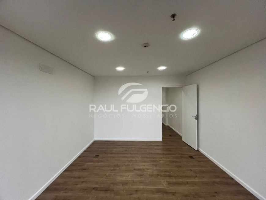 Sala no Ed Palhano Business para locação na Gleba Palhano