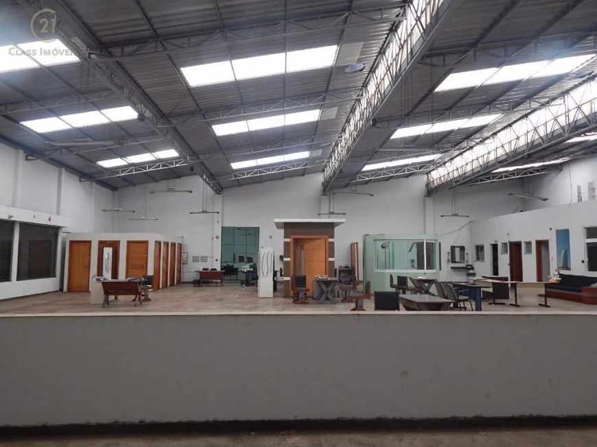 Barracão para alugar em Londrina, Lago Igapó, com 1700 m²