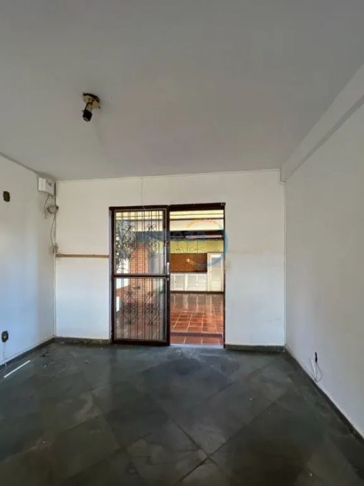 Casa Comercial para alugar por R$ 5500.00, 280.00 m2 - LONDRILAR - LONDRINA/PR
