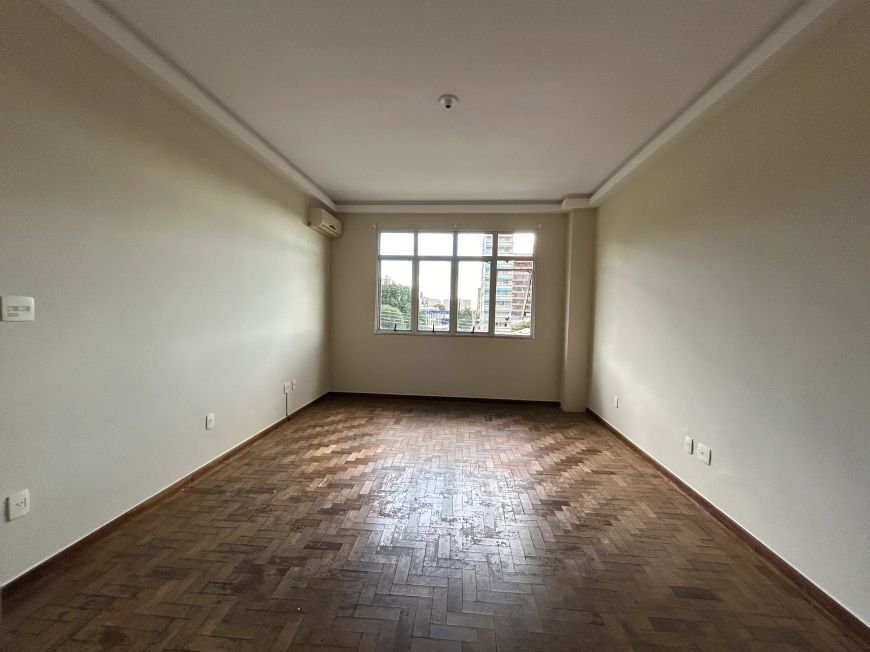 Sala/Conjunto para aluguel com 275 metros quadrados em Vila Ipiranga - Londrina - Paraná