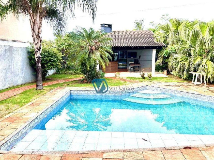 Casa com 2 dormitórios à venda, 392 m² por R$ 1.690.000,00 - Caravelle - Londrina/PR