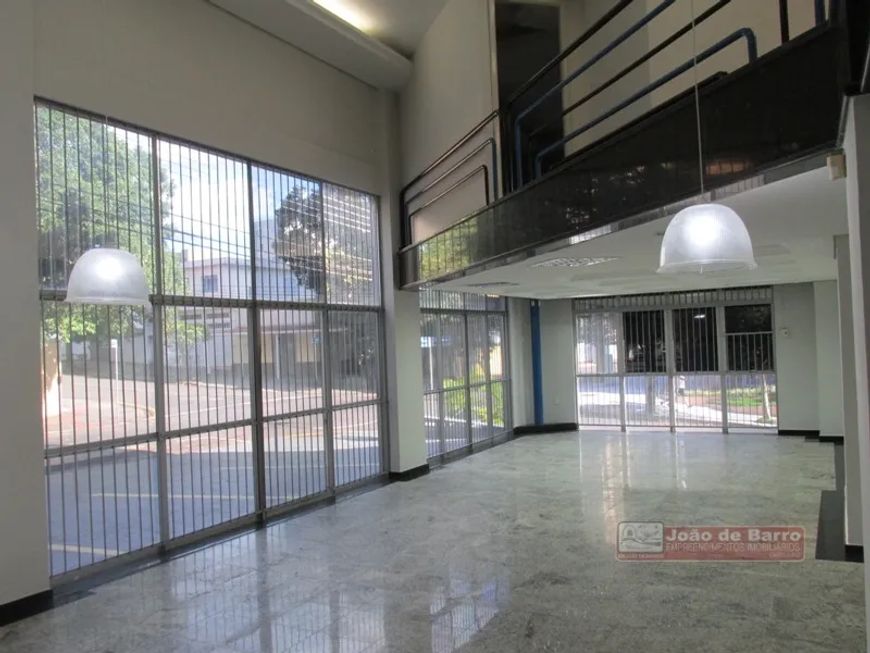 COMERCIAL TÉRREO– CENTRO – AV. RIO DE JANEIRO, 1.452 – (ESQ. COM R. JORGE VELHO)