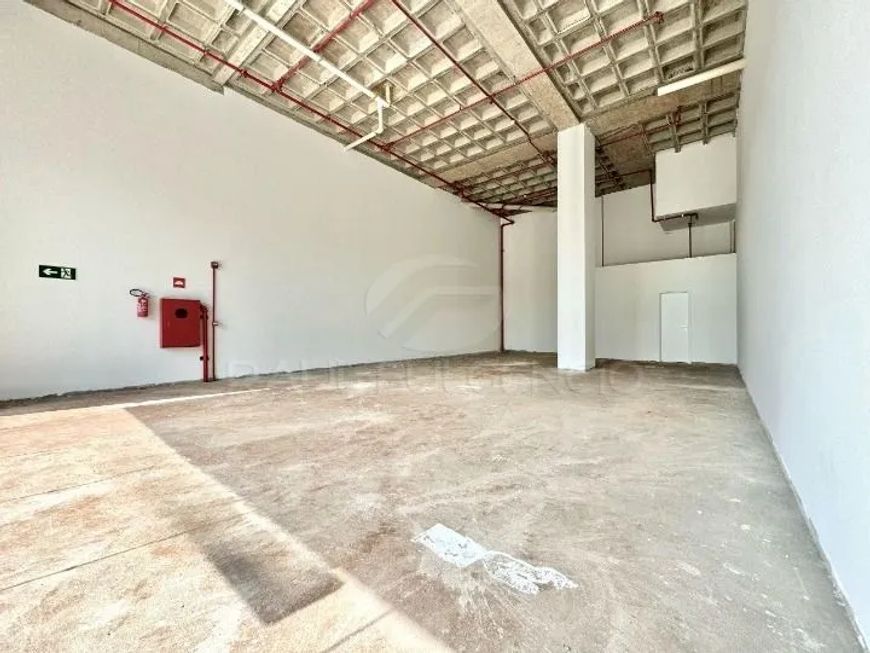 Loja comercial para alugar no bairro Bela Suiça em Londrina