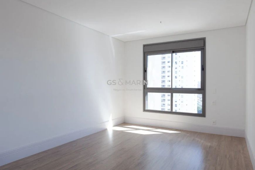 Venda de Apartamento em Londrina-PR, bairro Gleba Palhano