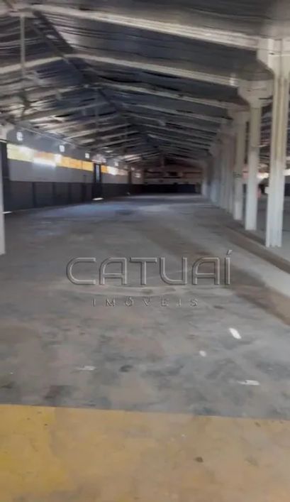 Comercial Av Winston Churchil