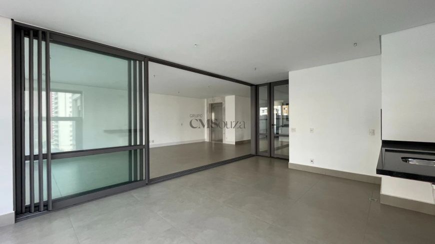 Apartamento com 3 suítes à Venda - 207m² - 3 vagas