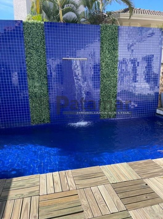 Casa à Venda no Jardim Guedala com 8 quartos