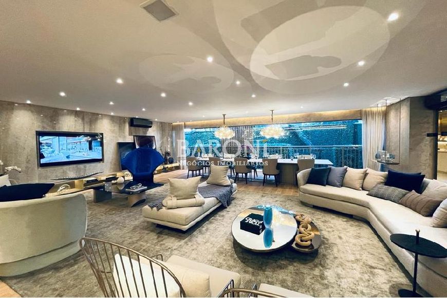 Apartamentos à venda, alto Padrão, inspirado nos melhores hotéis internacionais, hall privativo, doi