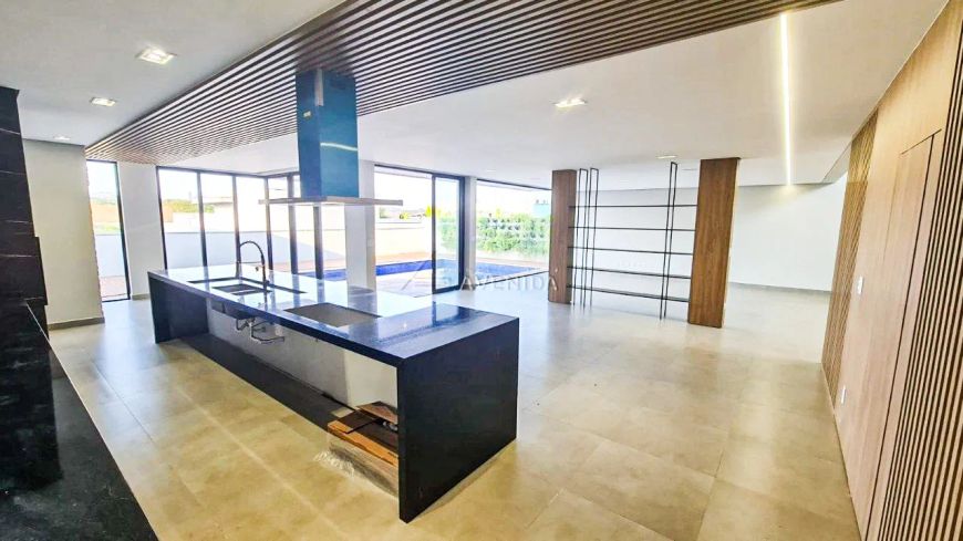 Casa com 04 suítes 502m² à venda no Condomínio Sun Lake - Londrina PR