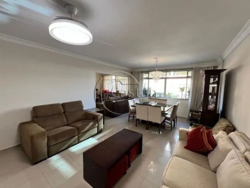 apartamento reformado com 2 vagas na av. paes de barros