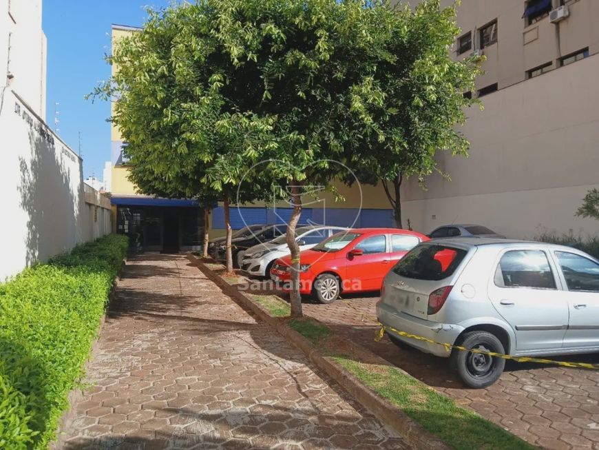 Loja com 120m² para alugar na Região Central.