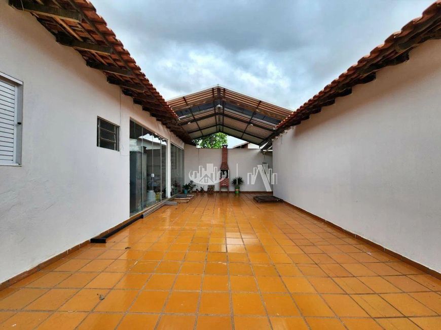 Casa com 3 quartos, 193 m² - venda por R$ 700.000 ou aluguel por R$ 3.600/ano - San Fernando - Londr