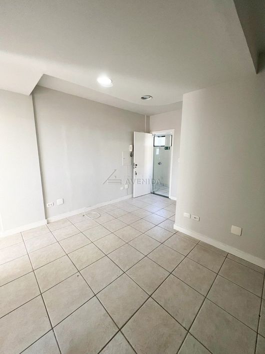 Sala Comercial para alugar na Avenida Bandeirantes - Centro de Londrina