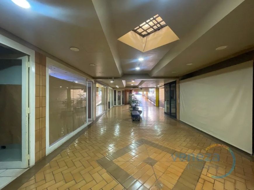 Barracão_Salão_Loja para alugar por R$ 600.00, 15.56 m2 - CENTRO - LONDRINA/PR