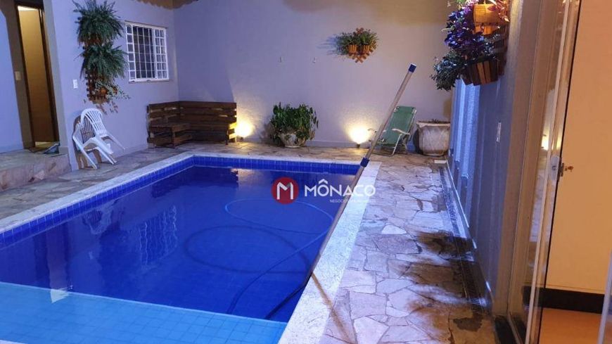 Casa com 3 dormitórios à venda, 177 m² por R$ 790.000,00 - São Pedro - Londrina/PR