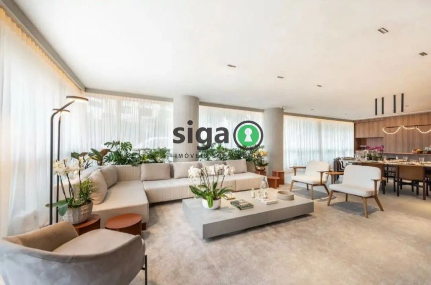 Apartamento a venda em Moema com 4 quartos / 2 suítes